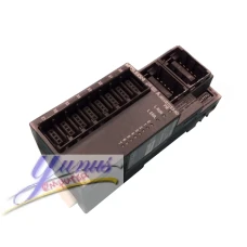 Mitsubishi AJ65VBTCE3-8D PLC CC-LINK I/O Module