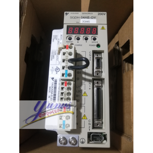 Yaskawa servo driver SGDH-04AE NEW IN BOX !!via DHL or EMS!! 