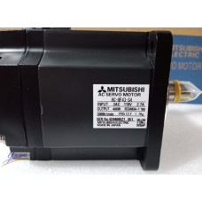 Mitsubishi HC-UF43-S4 High-Performance Servo Motor