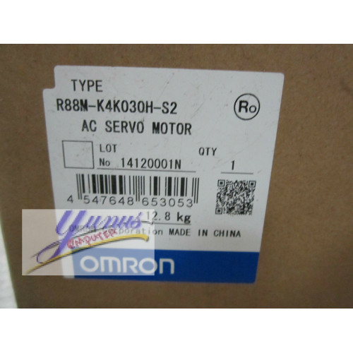 Omron R88M-K1K030F-S2  AC-Servomotor 